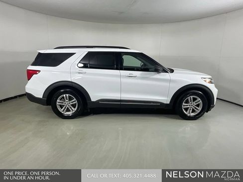 Used 2020 Ford Explorer XLT w/ Equipment Group 202A RWD image 5