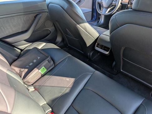 Used 2022 Tesla Model 3 Long Range image 19