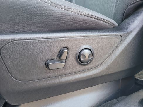 Used 2023 RAM 1500 Big Horn AWD/4WD image 19