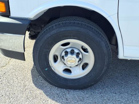 New 2026 Chevrolet Express 3500 w/ Power Convenience Package RWD image 20