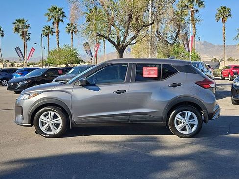 Certified 2025 Nissan Kicks Play S image 19