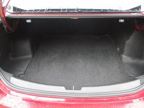 Used 2016 Chevrolet Malibu LT FWD image 7