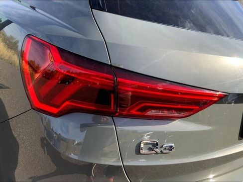 Certified 2021 Audi Q3 2.0T Premium Plus w/ Premium Plus Package image 29