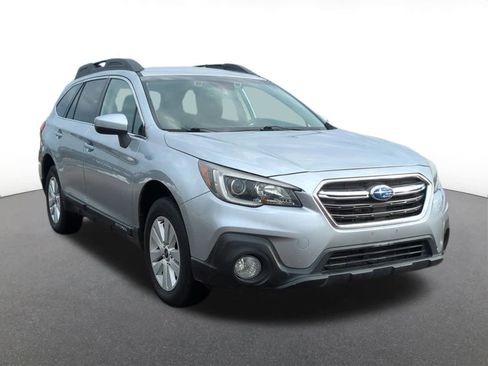 Used 2019 Subaru Outback 2.5i Premium image 8