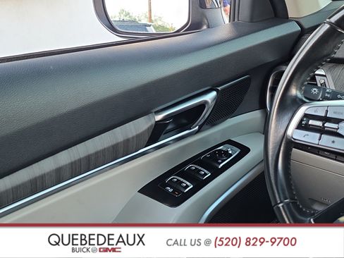 Used 2023 Kia Telluride EX w/ EX Captain's Chair Package FWD image 23