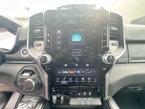New 2026 RAM 1500 Big Horn AWD/4WD image 18
