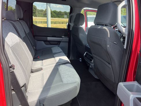 Certified 2022 Ford F150 XLT w/ Equipment Group 302A High image 13