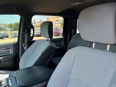 Used 2021 RAM 2500 Big Horn AWD/4WD image 16