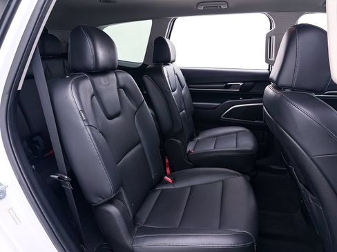 Used 2024 Kia Telluride S FWD image 39