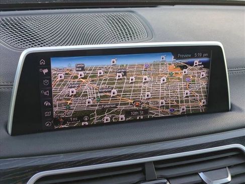 Used 2017 BMW 740i image 13