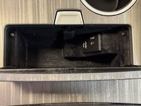 Used 2015 Nissan Murano S image 31