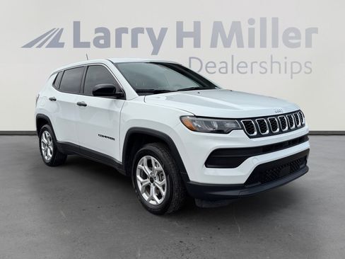 Certified 2025 Jeep Compass Sport AWD/4WD image 7