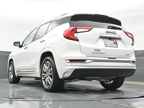 Used 2022 GMC Terrain Denali w/ Denali Premium Package AWD/4WD image 23