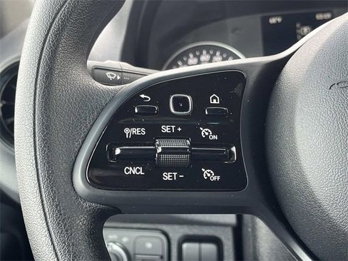 Used 2024 Mercedes-Benz Sprinter 2500 image 26