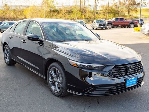 New 2026 Honda Accord EX-L image 4