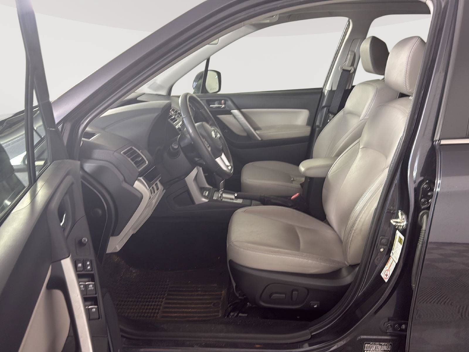 Used 2018 Subaru Forester 2.5i Limited AWD/4WD image 5