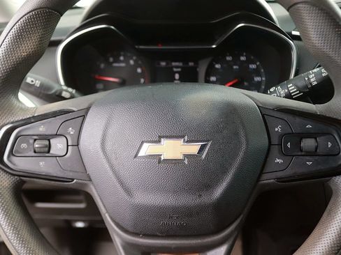 Used 2021 Chevrolet TrailBlazer LT w/ Convenience Package FWD image 18