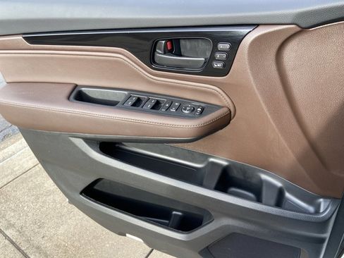 Used 2025 Honda Odyssey Touring image 50