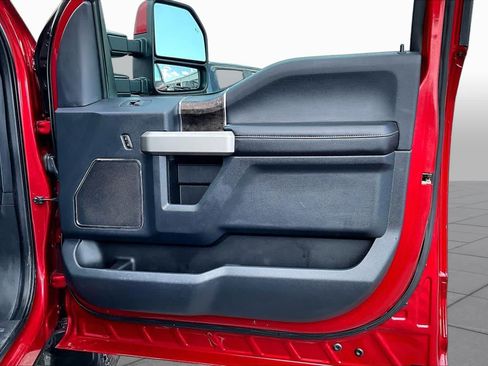 Certified 2022 Ford F350 Lariat w/ Lariat Ultimate Package AWD/4WD image 23