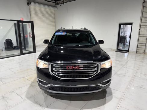 Used 2019 GMC Acadia SLT w/ LPO, Floor Liner Package AWD/4WD image 2