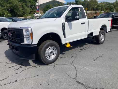 New 2026 Ford F250 XL w/ Snow Plow/Camper Package image 21