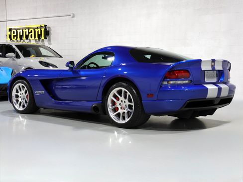 Used 2006 Dodge Viper SRT-10 RWD image 7