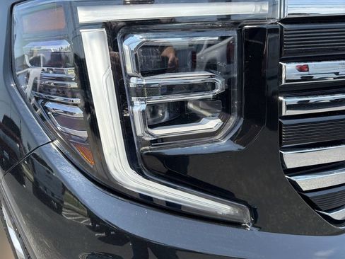 Certified 2025 GMC Sierra 1500 SLT w/ SLT Premium Plus Package AWD/4WD image 11