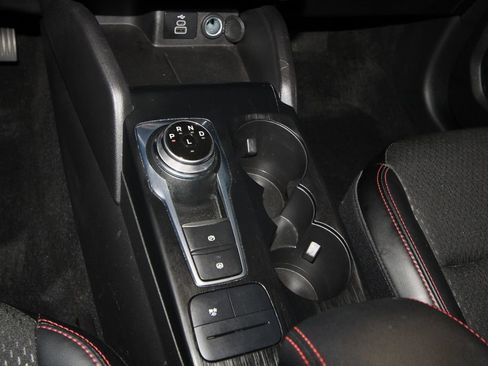 Used 2025 Ford Escape ST-Line Elite w/ Class II Trailer Tow Package image 16