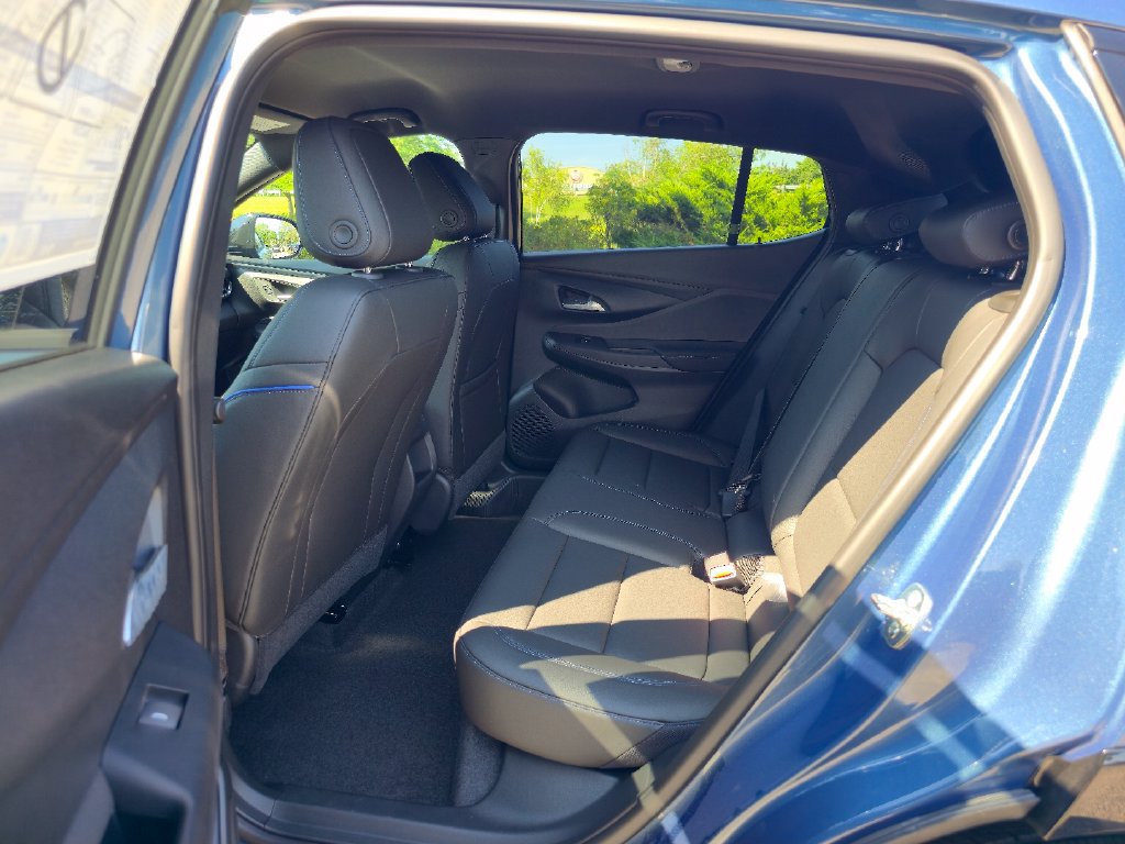 New 2026 Buick Envista Sport Touring w/ Convenience I Package FWD image 23