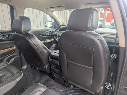 Used 2018 GMC Acadia Denali image 23