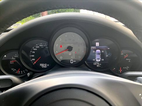 Certified 2015 Porsche 911 Carrera S RWD image 24