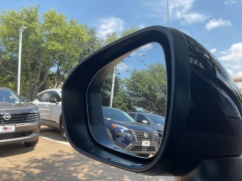New 2026 Nissan Rogue Dark Armor FWD image 17