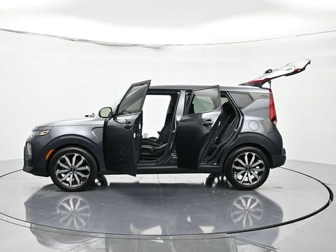 Used 2020 Kia Soul LX image 45
