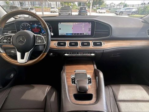 Used 2020 Mercedes-Benz GLE 450 4MATIC image 16