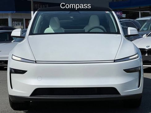 Used 2026 Tesla Model Y AWD image 11