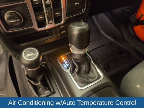 Used 2018 Jeep Wrangler Unlimited Sport S image 30