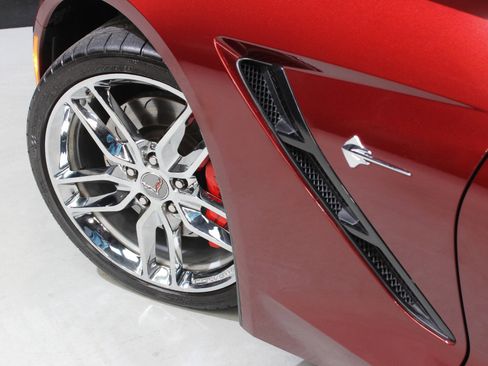 Used 2018 Chevrolet Corvette Stingray Coupe image 23