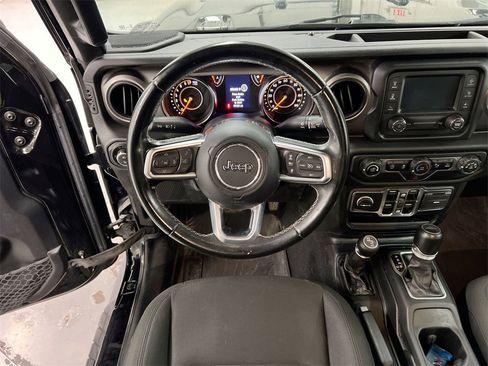 Used 2020 Jeep Gladiator Sport w/ Quick Order Package 24S image 4