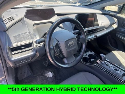 Used 2023 Toyota Prius LE FWD image 13