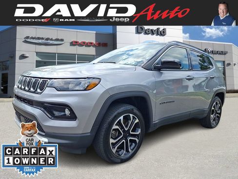 Used 2023 Jeep Compass Limited w/ Sun and Sound Group AWD/4WD image 1