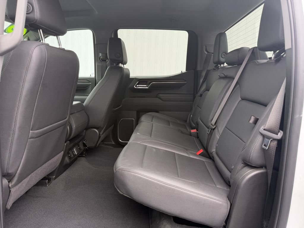 Used 2025 GMC Sierra 1500 SLT AWD/4WD image 36