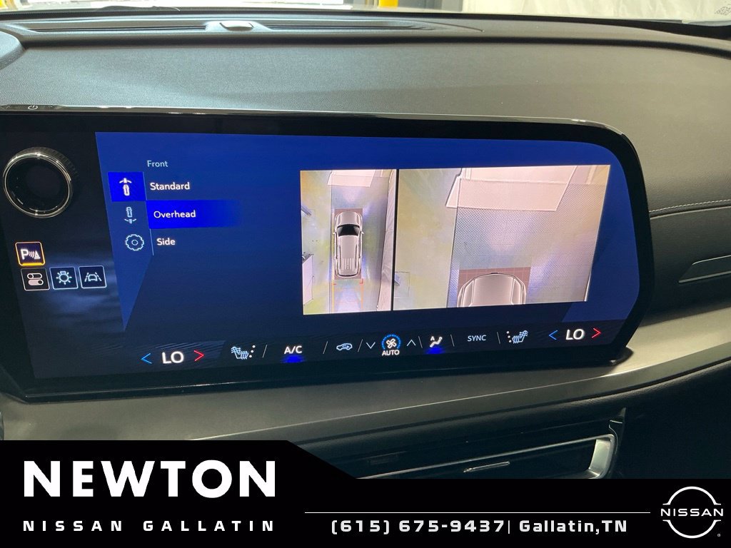 Used 2024 Chevrolet Traverse LT FWD image 9