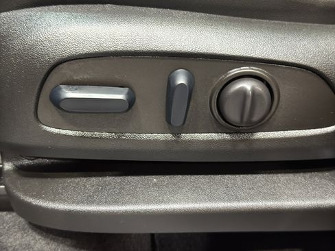 Used 2023 GMC Terrain AT4 w/ Infotainment Package II image 16