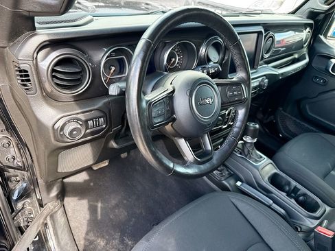 Used 2021 Jeep Wrangler Unlimited Sport image 10