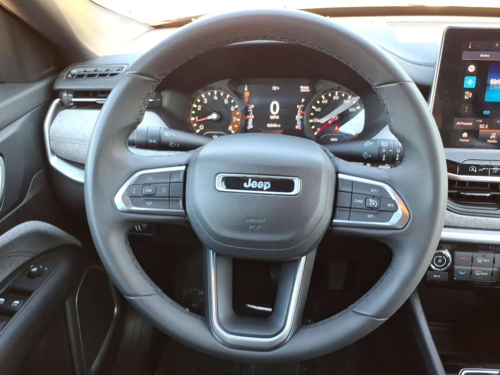 Used 2024 Jeep Compass Latitude AWD/4WD image 28