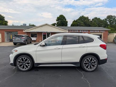 Used 2020 BMW X1 sDrive28i w/ Convenience Package FWD image 9