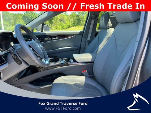 Used 2023 Lincoln Nautilus Reserve w/ Equipment Group 201A AWD/4WD image 4