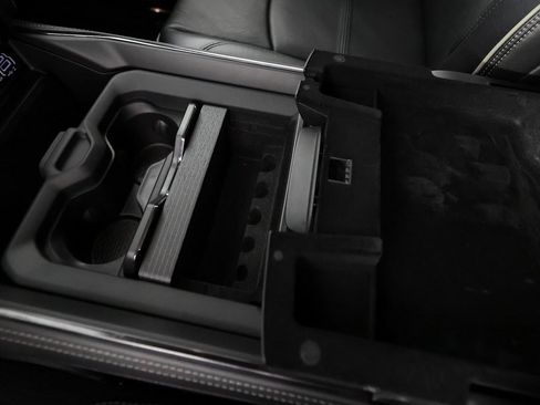 Used 2024 RAM 2500 Limited image 41