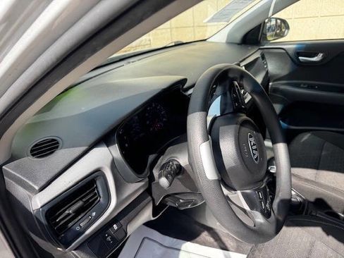 Used 2018 Kia Rio S FWD image 31