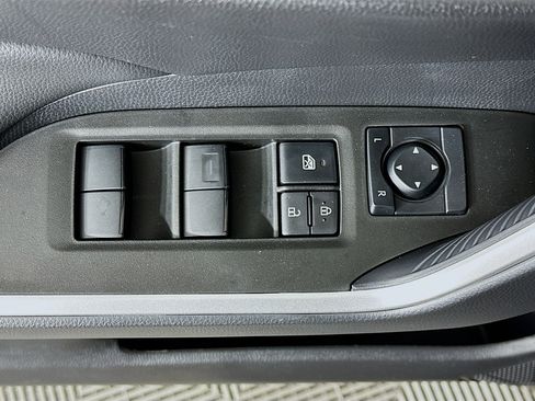 Used 2025 Toyota RAV4 LE image 15